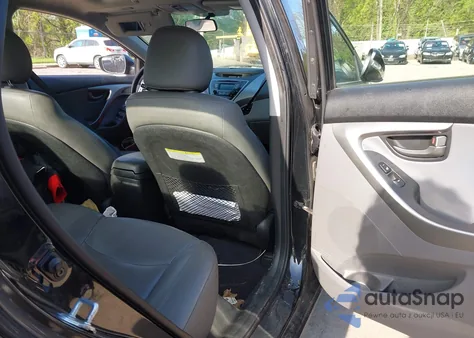 2013 Hyundai Elantra Limited z USA, uszkodzony, nr VIN 5NPDH4AE4DH426309